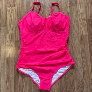 NWT Aqua Eve One Piece Neon Pink Swimsuit with Adjustable Straps Size 18W